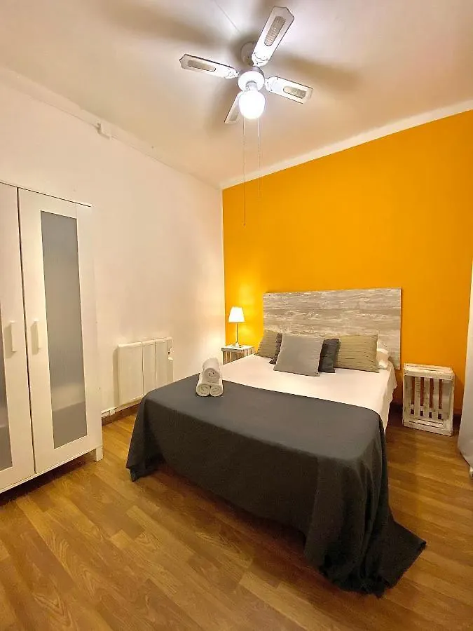 Alani Montjuic Hostel Barcelona