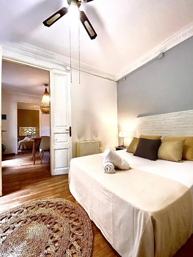 Alani Montjuic Hostel Barcelona