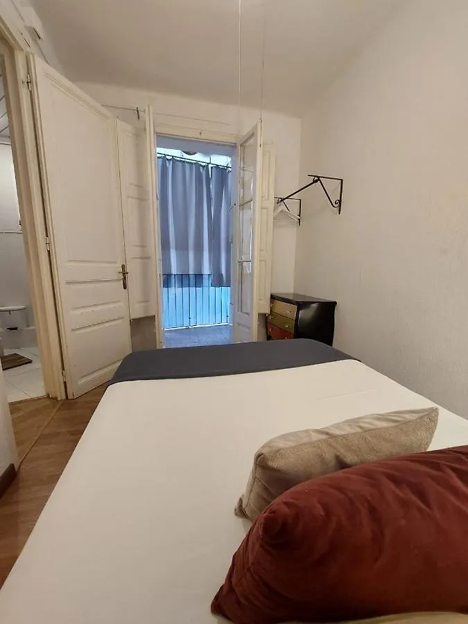Alani Montjuic Hostel Barcelona 0*,  Spain